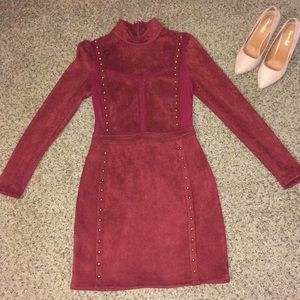 Gorgeous long sleeve dress